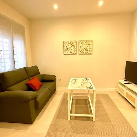 Almogavares 36 아파트